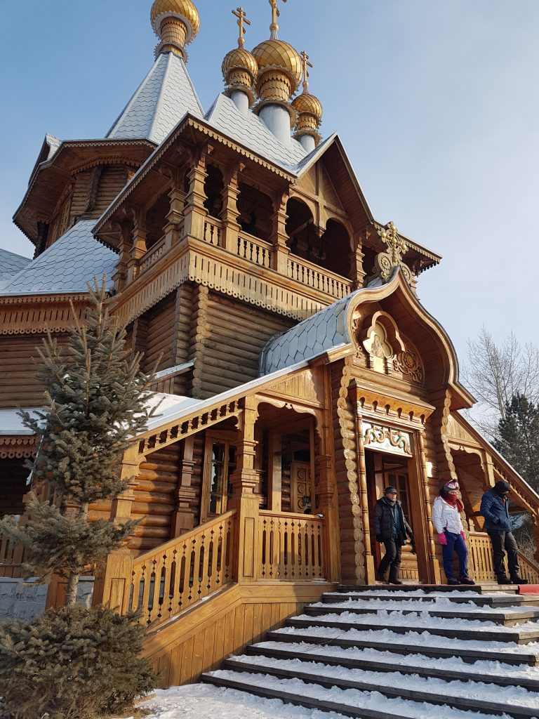 Impressive wooden structure of St. Nicholas Cathedral at Volga Manor