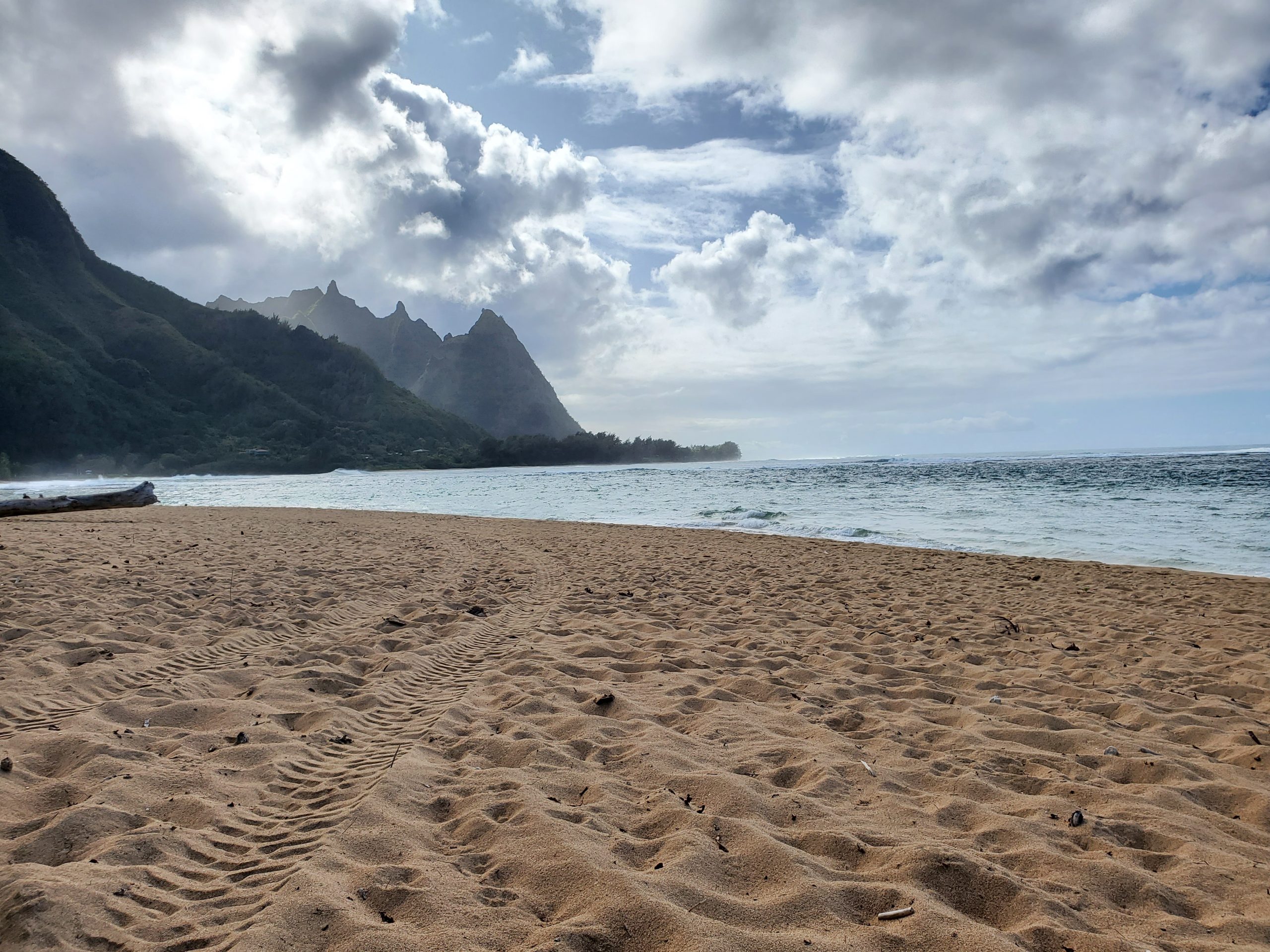 Tunnels Beach